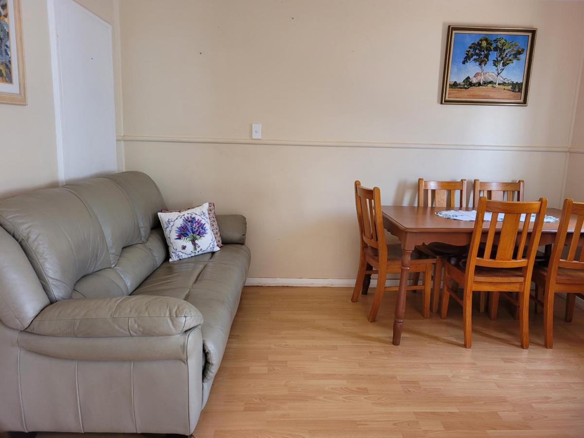 Agva Opal Apartment Coober Pedy Bagian luar foto